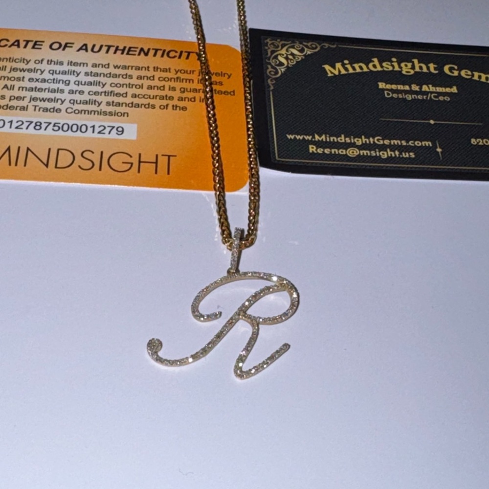 10k Solid Yellow Gold R initial Diamond Pendant, FREE APPRAISAL, Natural Diamond - Picture 1 of 6